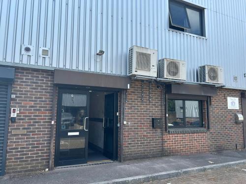 Unit 10, Blackbushe Business Park, Aragon Road, Yateley, GU46