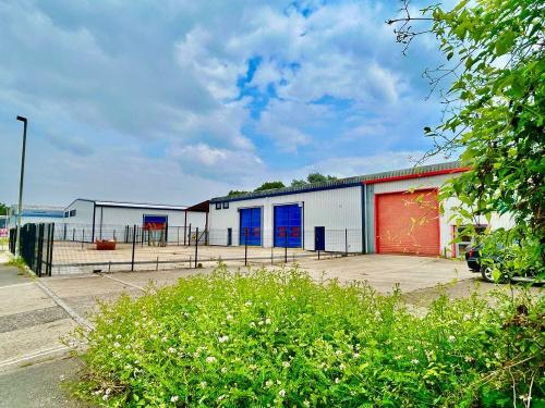 9a,9b & 10 Granville Way, Bicester, OX26