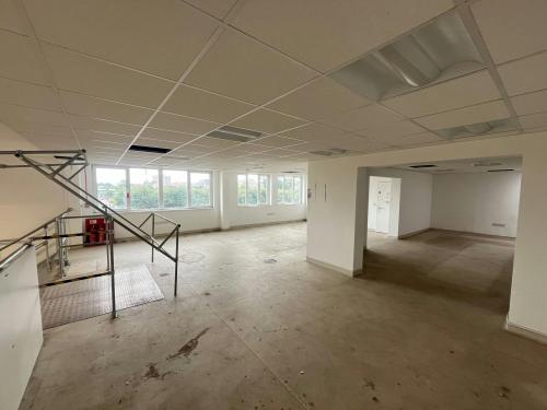 Unit 1, Greenbridge Centre, Greenbridge Road, Swindon, SN3
