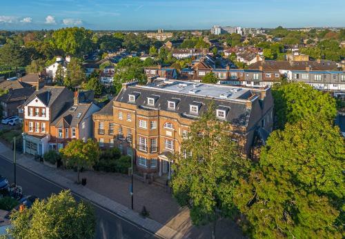 76 Crown Road, St Margaret's, Twickenham, TW1
