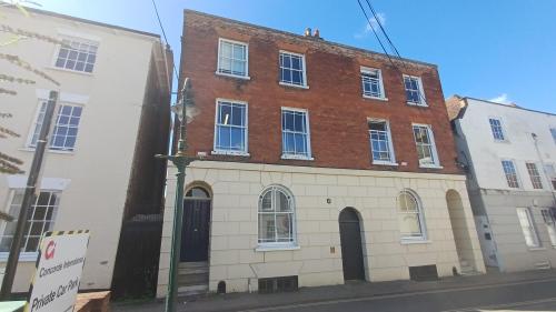 7 & 8 Hawks Lane, Canterbury, CT1