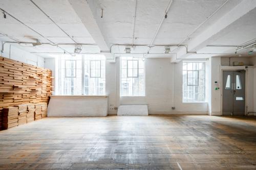 Unit 2.06 Hoxton Street Studios, 12-18 Hoxton Street, Shoreditch, London, N1