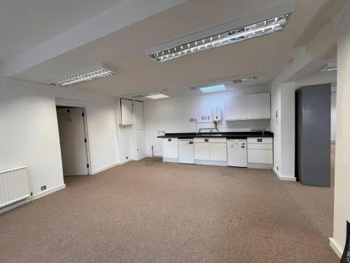 4 Temple Street, Aylesbury, HP20