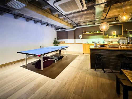 Office 2.1, 2 Bath Place, Shoreditch, London, EC1V