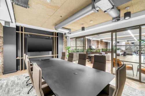 Brownlow Yard, 12 Roger Street, Bloomsbury, London, WC1N