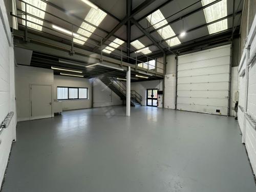 Unit 9 Star West, Westmead Industrial Estate, Swindon, SN5