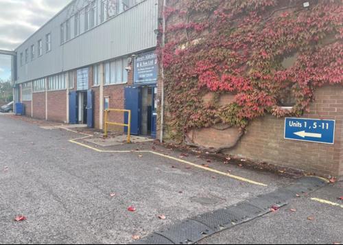 Unit 1, Bath Road Business Centre, Bath Road, Devizes, SN10
