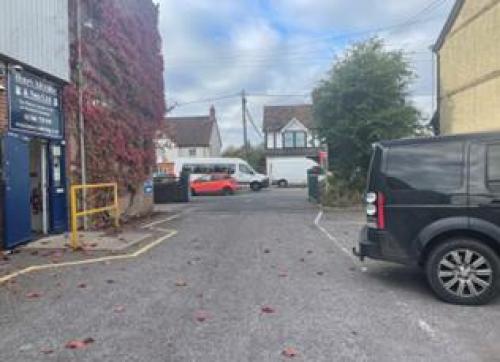 Unit 1, Bath Road Business Centre, Bath Road, Devizes, SN10
