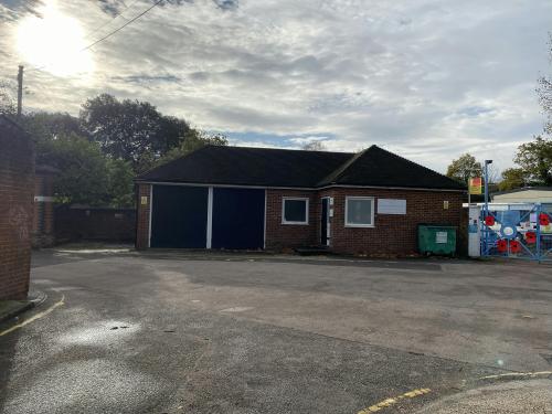 1 Tideway House, Park Lane, Richmond, TW9