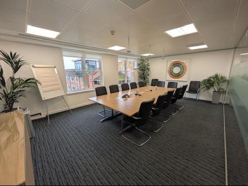 Eastgate Court, High Street, Guildford, GU1