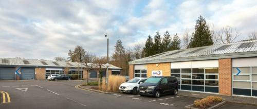 Slough Trading Estate, 887 Plymouth Road, Slough, SL1