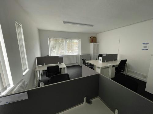 4 The Quadrant & Manor Court, Coventry, CV1