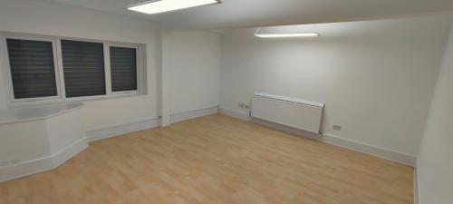 Unit 13, Gateway Industrial Estate, Hythe Road, Park Royal, London, NW10