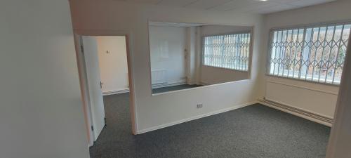 Unit 13, Gateway Industrial Estate, Hythe Road, Park Royal, London, NW10
