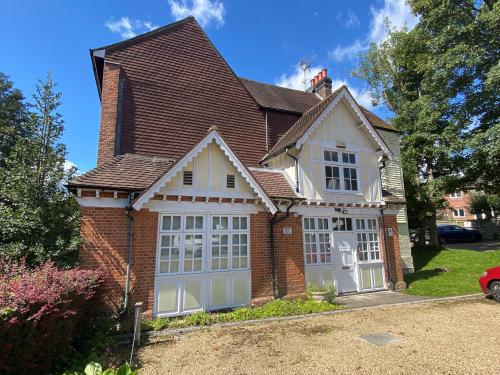 Suite 102 Brewery House, High Street, Westerham, TN16