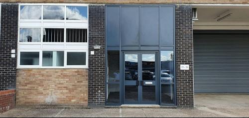 Units 19 & 20, Solent Industrial Estate, Shamblehurst Lane, Hedge End, Southampton, SO30
