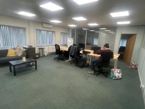 Unit 6 Rowan House, Sheldon Business Park, Chippenham, SN14