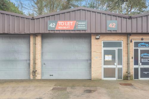 Unit 42, Robert Cort Industrial Estate, Britten Road, Reading, RG2