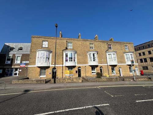 17 Brunswick Place, Southampton, SO15