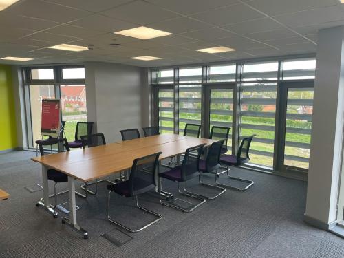 Crafton House, Rosebery Business Park, Mentmore Way, Poringland, Norwich, NR14