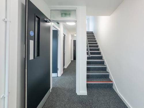 Unit 2 Lawrence Industrial Estate, Walter Lawrence Trading Estate, Dunstable, LU6