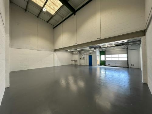 Unit 14, County Park, Shrivenham Road, Swindon, SN1
