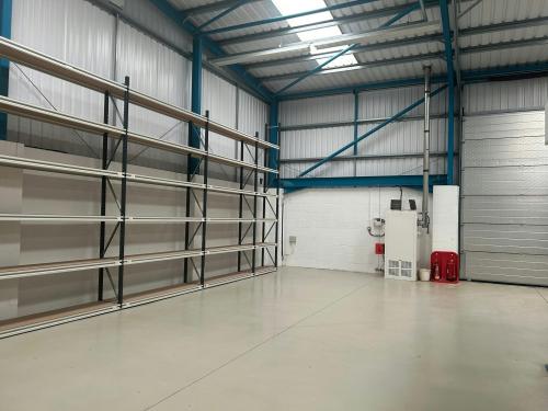 Unit J, Lambs Farm Business Park, Reading, RG7