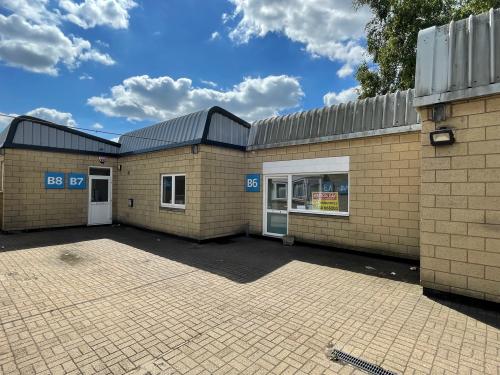 B6, Smeed Dean Centre, Castle Road, Sittingbourne, ME10