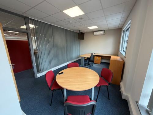 6, Park Lane Business Centre, Park Lane, Basford, Nottingham, NG6