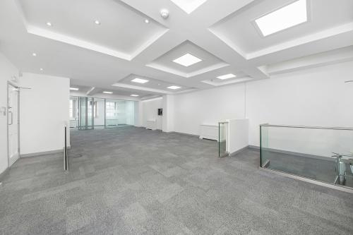30 Ely Place, Farringdon, London, EC1N
