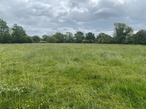 6.5 Acres Paddock Land And Stables, Church End, Syresham, Brackley, NN13