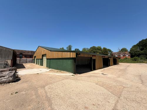 Broomlands Farm, Broadbridge Heath Road, Warnham, Horsham, RH12
