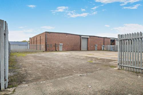 Units 5&6, Longwood Park, Warren Road, Trafford Park, Manchester, M17