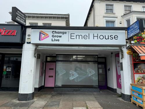32 Teville Road, Worthing, BN11