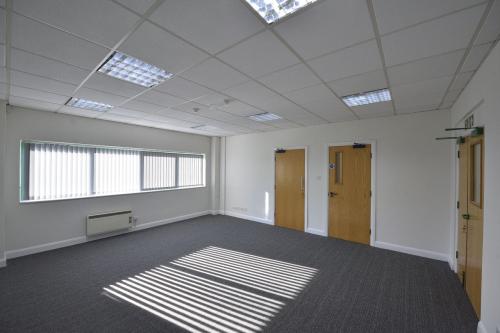Unit 4B, Mount Pleasant Business Centre, Jackson Street, Oldham, OL4
