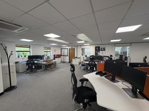 Unit 17, Petersfield Business Park, Bedford Road, Petersfield, GU32