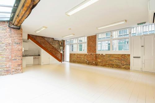 2 Durham Yard, Bethnal Green, London, E2