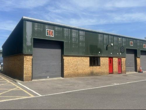 Unit 16, Bumpers Enterprise Centre, Vincients Road, Chippenham, SN14