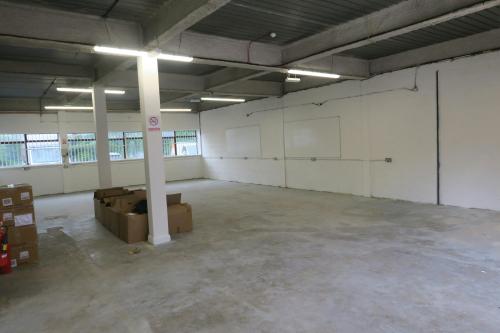 Unit 4, Swan Wharf Business Centre, Waterloo Road, Uxbridge, UB8