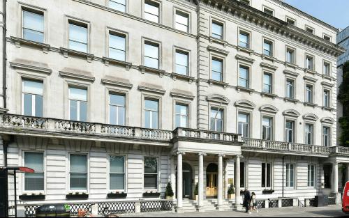 118 Picacilly, Mayfair, London, W1J