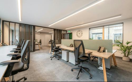 118 Picacilly, Mayfair, London, W1J