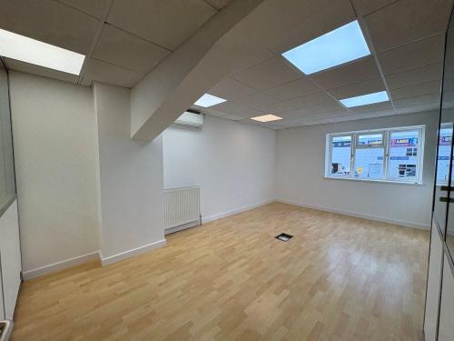L10 Area D, Telford Road, Bicester, OX26
