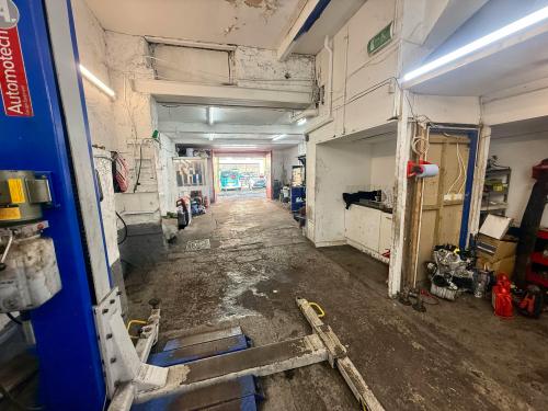 90 Goldstone Villas, Hove, BN3