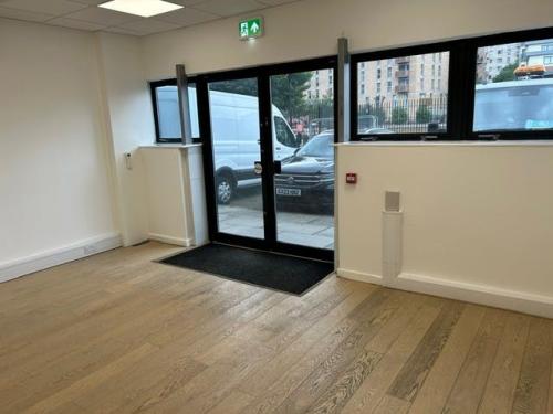 Unit 10, Muirhead Quay, Barking, IG11