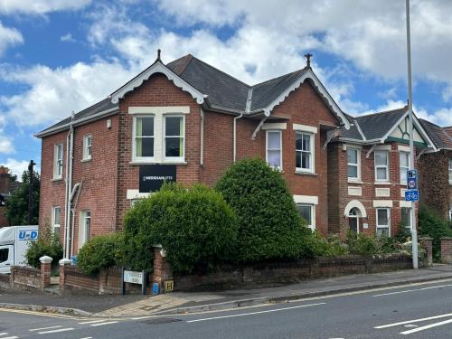Seaforth House, 176 Bournemouth Road, Poole, BH14