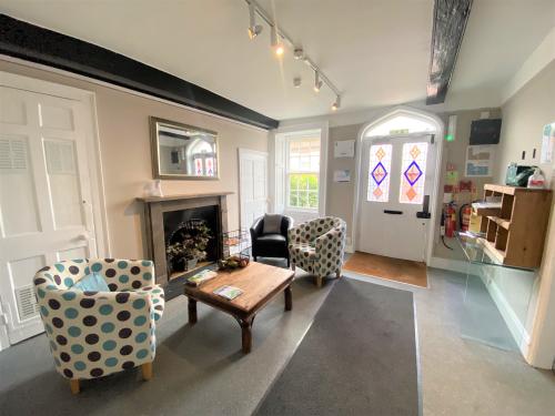 Carlton & Melton House,, Market Place, Reepham, Norwich, NR10