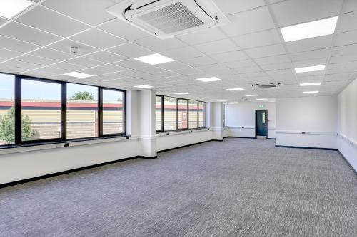 Unit B1, Parkway, Cranford Lane, Heston, TW5