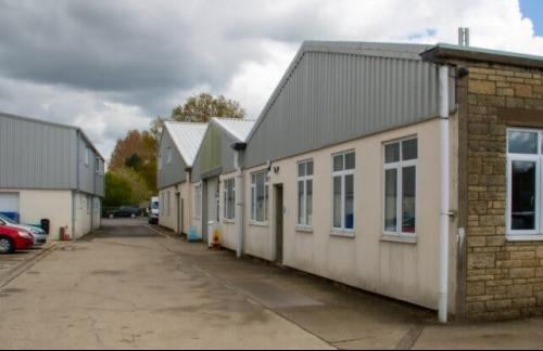 Alderton 2, Priory Park Industrial Estate, London Road, Tetbury, GL8