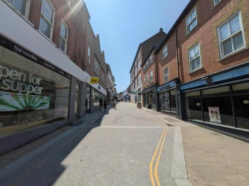 12B Market Street, Guildford, GU1