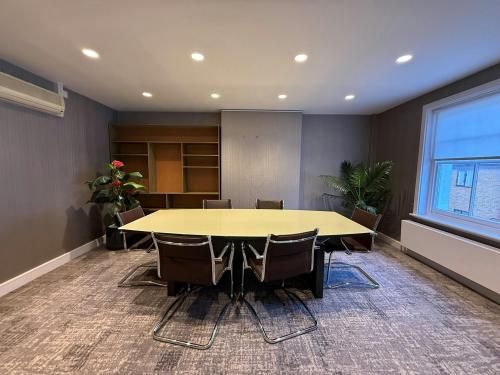 102 Belsize Lane, Belsize Park, London, NW3